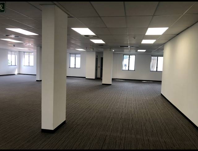293M² OFFICE TO LET IN ILLOVO